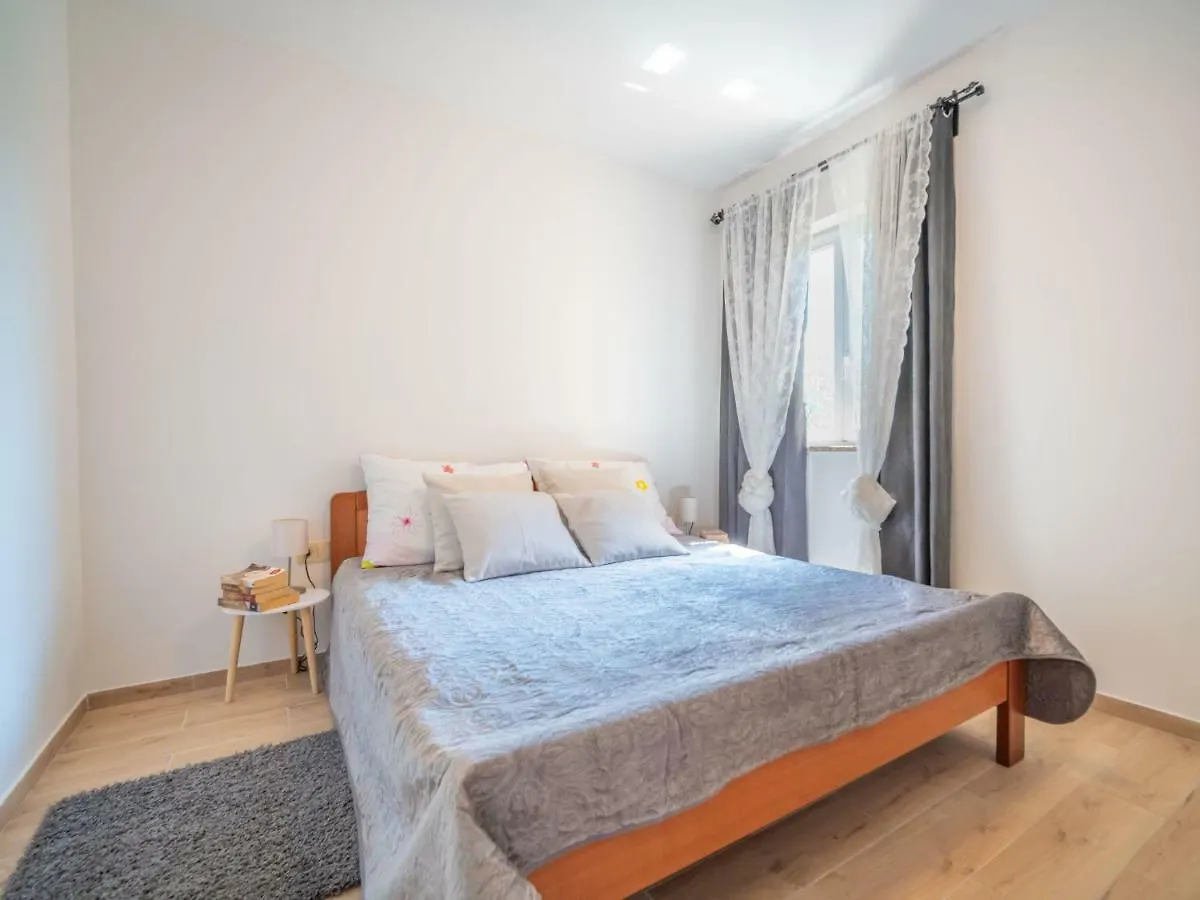 Holiday Home Ivona By Interhome Drivenik