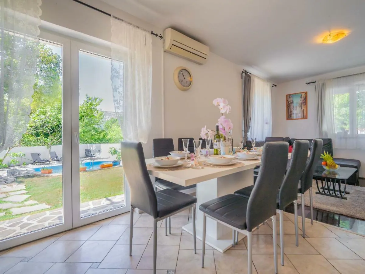 Holiday Home Ivona By Interhome Drivenik