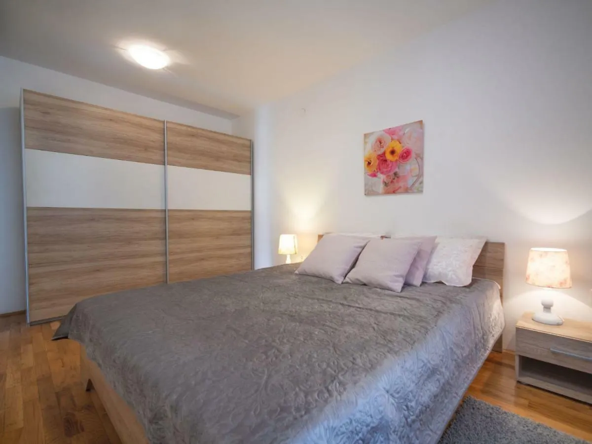 Holiday Home Ivona By Interhome Drivenik